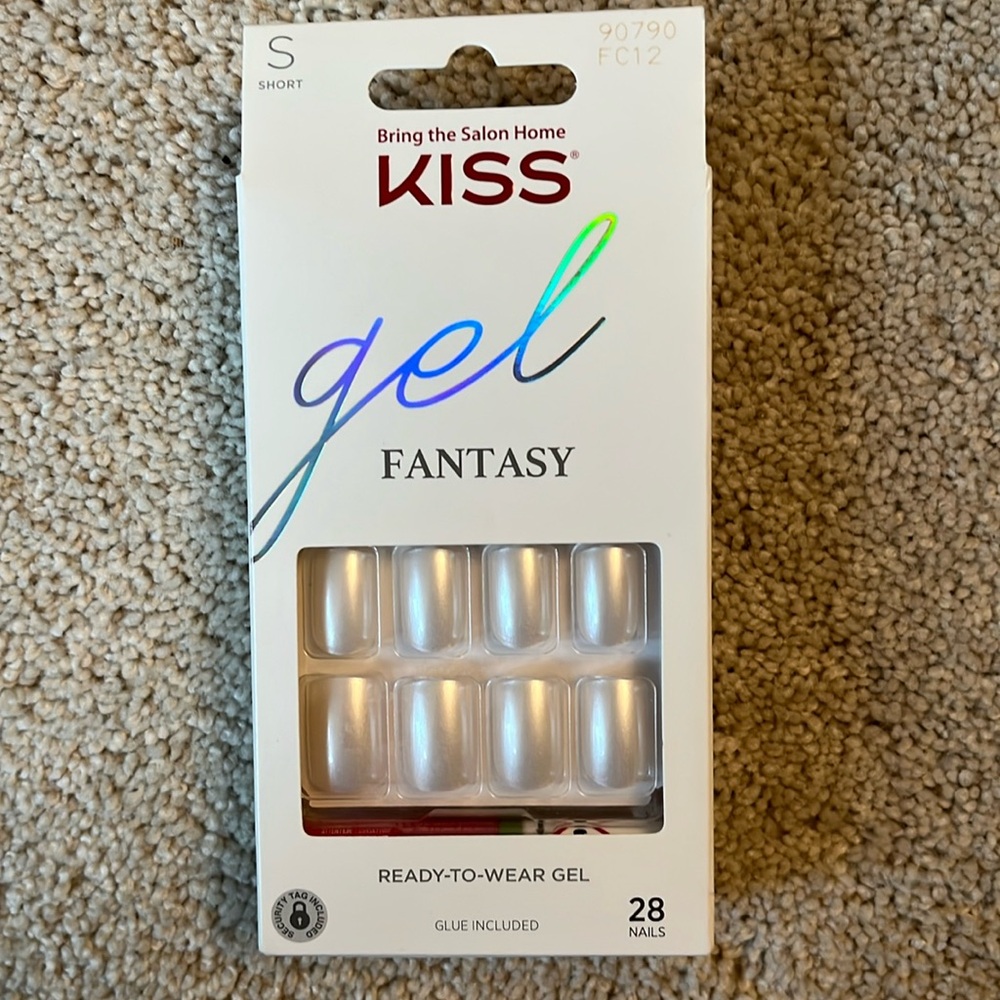 Kiss Gel Fantasy Nails New Unopened